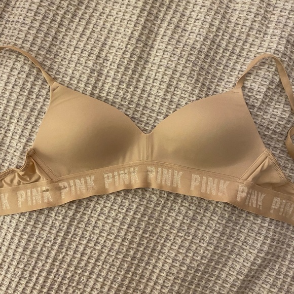 PINK No-Wire Bra - Size 32B - Picture 1 of 4